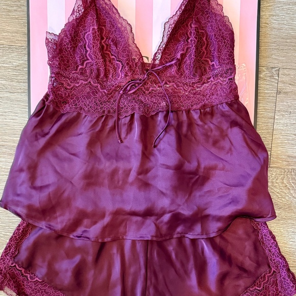Victoria's Secret Burgundy Lace Cami Set M NWT